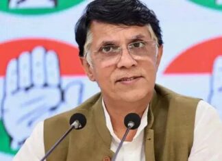 पवन खेड़ा के घर असम पुलिस का छापा: CM हिमंता सरमा की पत्नी के 3 पासपोर्ट को लेकर लगाए थे आरोप