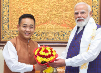 सिक्किम के मुख्यमंत्री प्रेम सिंह तमांग ने पीएम मोदी से मुलाकात की