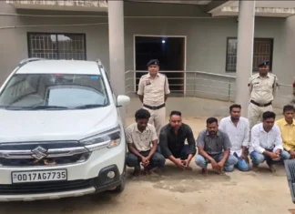 वसूली के लिए युवक का अपहरण : सरायपाली से उड़ीसा ले जा रहे 6 बदमाश गिरफ्तार, अपहृत युवक सकुशल बरामद