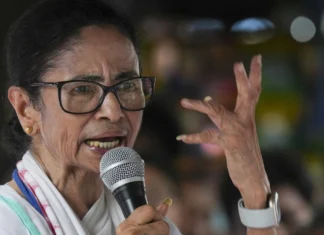 ममता की बैठक से दूरी ने बढ़ाई टीएमसी की मुश्किलें