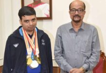 राज्यपाल डेका ने की विशेष ओलंपिक में स्वर्ण पदक विजेता इभानन साहू की सराहना