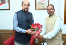राज्यपाल डेका से छत्तीसगढ़ रेड क्रॉस समिति के अध्यक्ष ने की सौजन्य भेंट