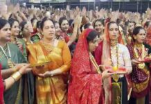 द्वारकाधीश से जुड़ी आस्था और परंपरा, अहीर गरबा महोत्सव में दिखा सोने का वैभव