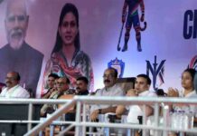 हॉकी स्टेडियम में खिलाड़ियों से मिले उप मुख्यमंत्री अरुण साव, बढ़ाया मनोबल