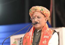 मुख्यमंत्री ने मां दुर्गा की आराधना कर प्रदेशवासियों की सुख-समृद्धि और खुशहाली की कामना की