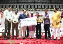 मधु सिदार और गीता यादव को 11.12-11.12 लाख रुपए का विशेष सहायता पैकेज