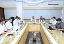 भविष्य की जरूरतों के अनुरूप तैयार हो स्वास्थ्य अधोसंरचना के विस्तार की दीर्घकालिक कार्ययोजना : मुख्यमंत्री
