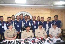 जबलपुर पुलिस एवं उत्तर प्रदेश झांसी की नारकोटिक्स विंग की संयुक्त कार्रवाई में अंतरराज्यीय गांजा तस्करी का खुलासा